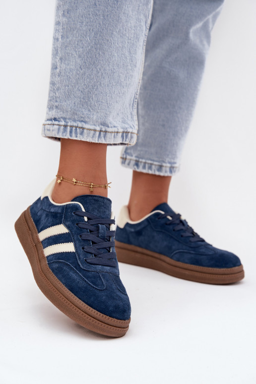 Chaussures modèle baskets Féminin en daim avec une plateforme bleu foncé Sylviona Chaussures modèle baskets Féminin en daim avec une plateforme bleu foncé Sylviona