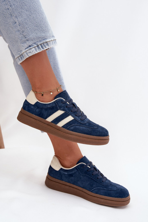 Chaussures modèle baskets Féminin en daim avec une plateforme bleu foncé Sylviona Chaussures modèle baskets Féminin en daim avec une plateforme bleu foncé Sylviona