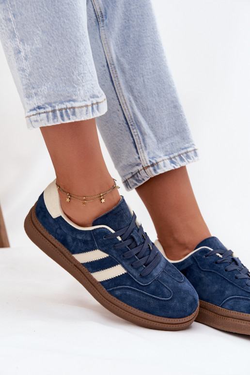 Chaussures modèle baskets Féminin en daim avec une plateforme bleu foncé Sylviona Chaussures modèle baskets Féminin en daim avec une plateforme bleu foncé Sylviona