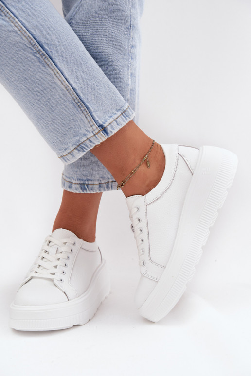 Leer Sneakers model schoenen met platform Initte kleur Sylvessa Leer Sneakers model schoenen met platform Initte kleur Sylvessa