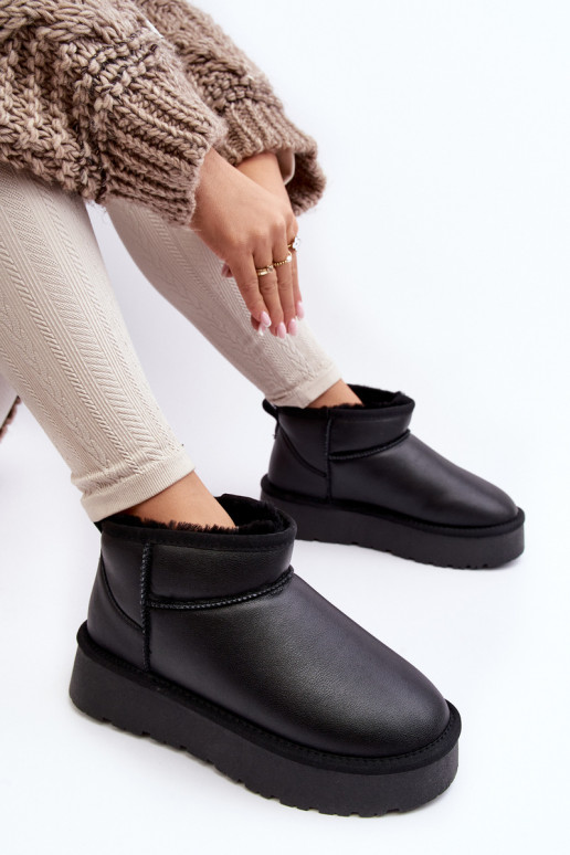 Peau Féminin Bottes de neige avec une plateforme couleur noire Loreley