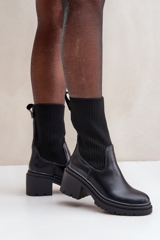 Bottes avec une semelle intérieure de type chaussette Sur des talons massifs couleur noire Rosanas