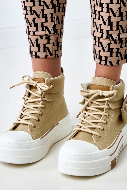 Yaren Braune High-Top Sneakers mit... Yaren Braune High-Top Sneakers mit...