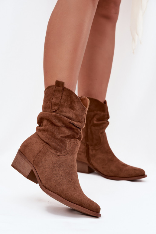 Bottes pour femmes Sur un talon bas Avec des volants marron Adena