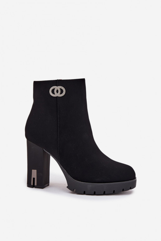 réchauffer Bottes pour femmes Avec des décorations Detalem couleur noire Vessara réchauffer Bottes pour femmes Avec des décorations Detalem couleur noire Vessara