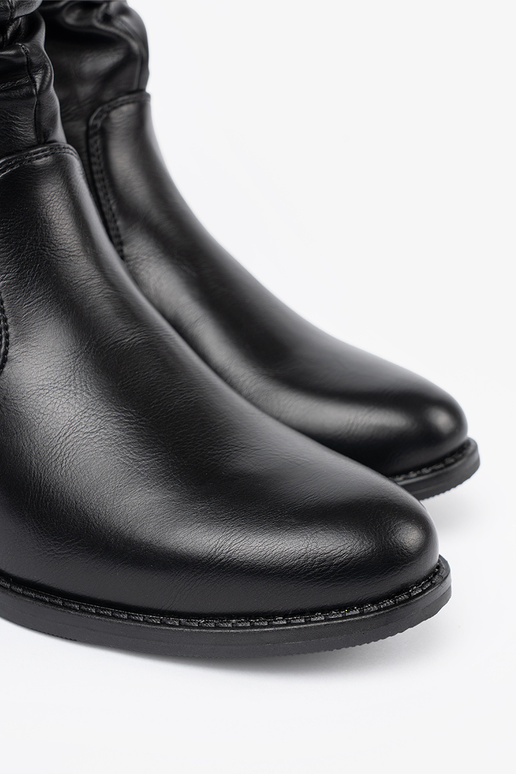 KomfortoÀe chaussures couleur noire z marszczeniami KomfortoÀe chaussures couleur noire z marszczeniami