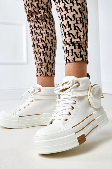 Baskets hautes blanches...