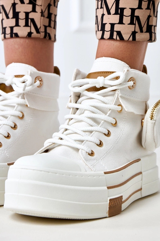 Baskets hautes blanches avec... Baskets hautes blanches avec...