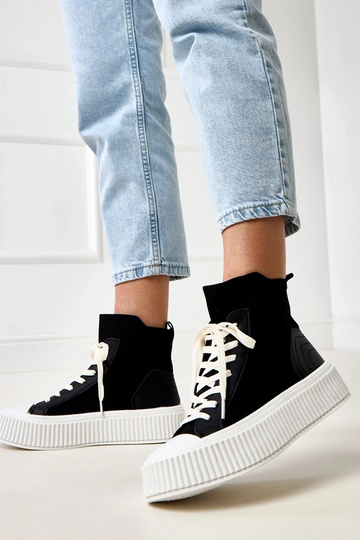 Schwarze Slip-On-Sneaker im... 2