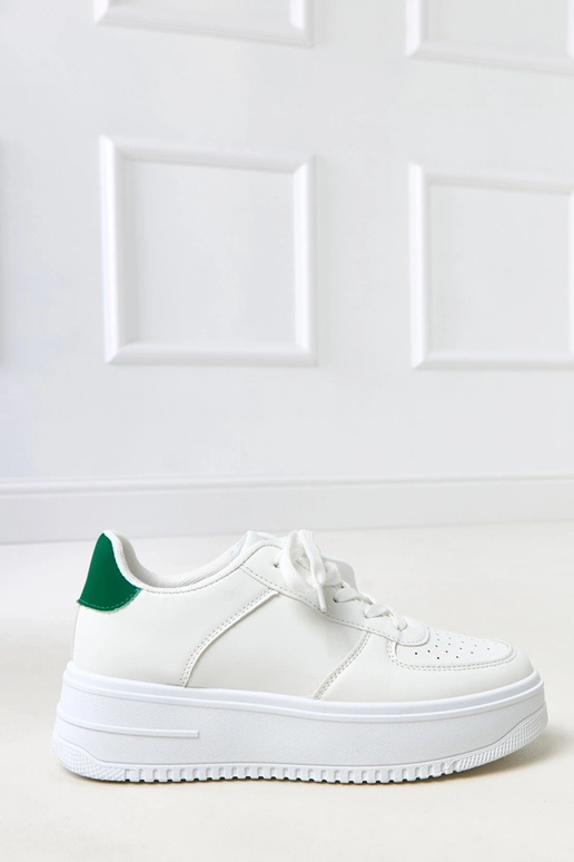 Weiße Sneakers mit Plattform und... Weiße Sneakers mit Plattform und...