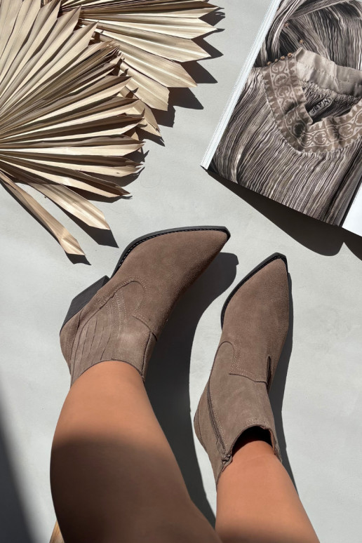 Bottes style cowboy en daim pour femmes avec talons, doublées, couleur chaki Dylira