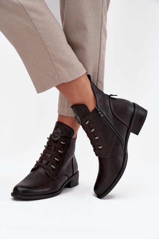 Niedrig Stiefel sich Zuarm laufen Zum Schloss mit Ornamenten braune Farbe Nevalia