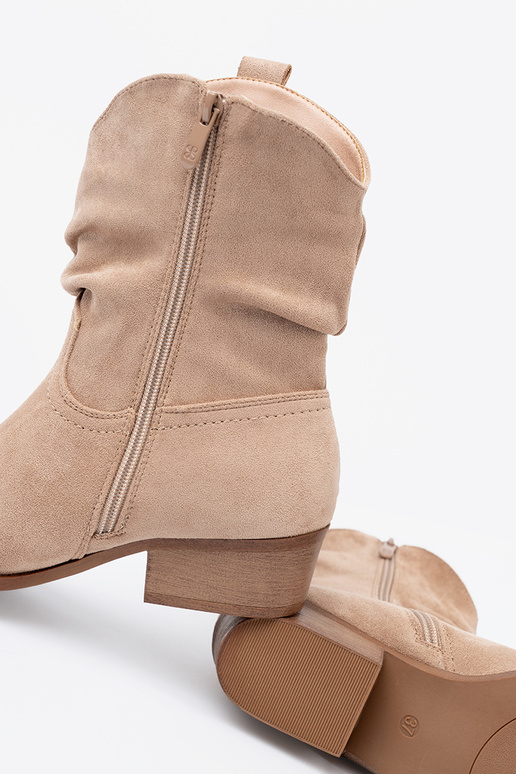 beige Chaussures de femme o klasycznym kroju