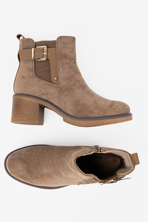 Stijlvol laarzen beige met comfortabele hak