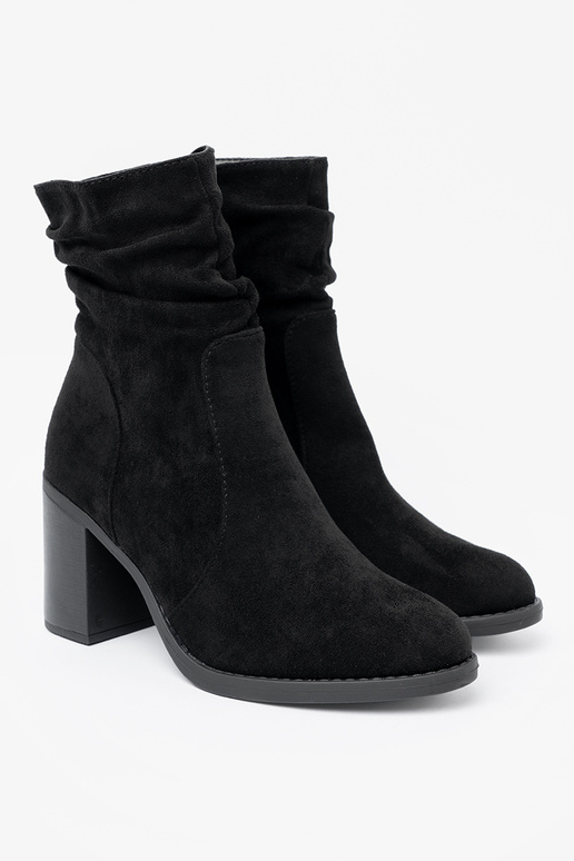 Eleganter Stil Schuhe schZuarze Farbe an der Ferse mit gerüschtem Oberteil Eleganter Stil Schuhe schZuarze Farbe an der Ferse mit gerüschtem Oberteil
