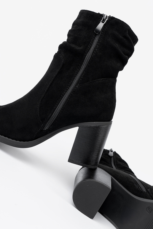 Eleganter Stil Schuhe schZuarze Farbe an der Ferse mit gerüschtem Oberteil Eleganter Stil Schuhe schZuarze Farbe an der Ferse mit gerüschtem Oberteil