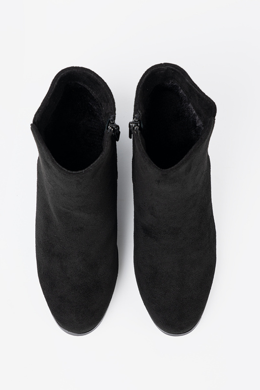 Élégant couleur noire chaussures z eleganckim zdobieniem Élégant couleur noire chaussures z eleganckim zdobieniem