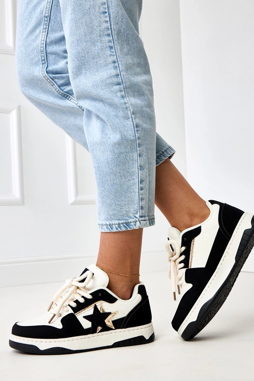 Schwarz-weiße Plattform-Sneaker mit... Schwarz-weiße Plattform-Sneaker mit...