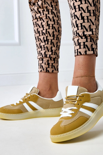 Gele mesh sneakers met...