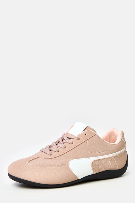 Rosa Sportschuhe mit weißem Akzent... Rosa Sportschuhe mit weißem Akzent...