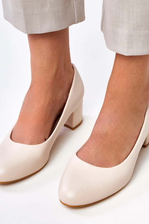 Sandkleurige lage schoenen Polili Sandkleurige lage schoenen Polili