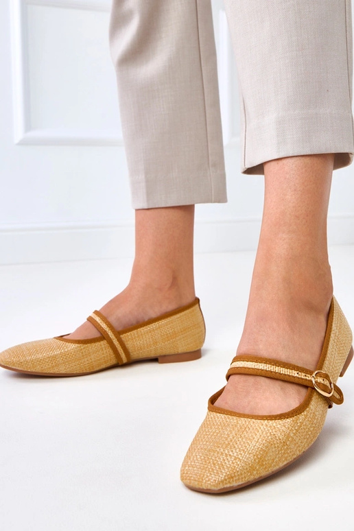 Ballerines tressées marron avec... Ballerines tressées marron avec...