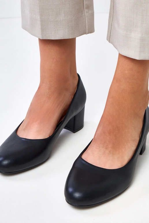 Zwarte klassieke lage schoenen Mavise Zwarte klassieke lage schoenen Mavise