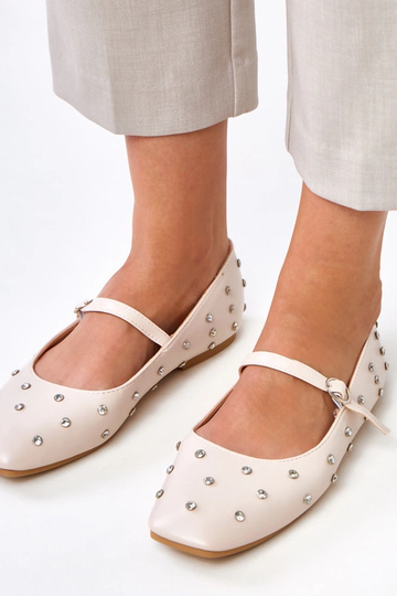 Sandkleurige ballerina's... 2