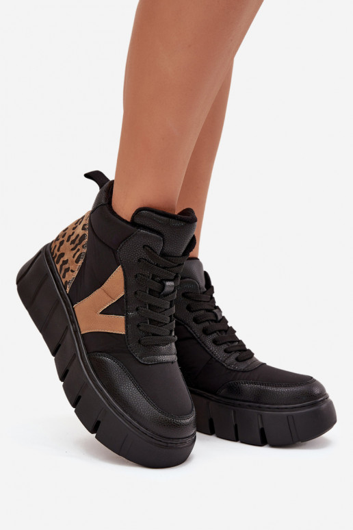 Peau Bottes pour femmes avec une plateforme réchauffer Vinceza 66838 couleur noire Peau Bottes pour femmes avec une plateforme réchauffer Vinceza 66838 couleur noire