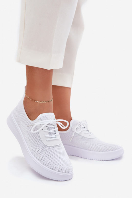 Un modèle convaincant baskets avec une plateforme Féminin couleur blanche Kalyra  Un modèle convaincant baskets avec une plateforme Féminin couleur blanche Kalyra