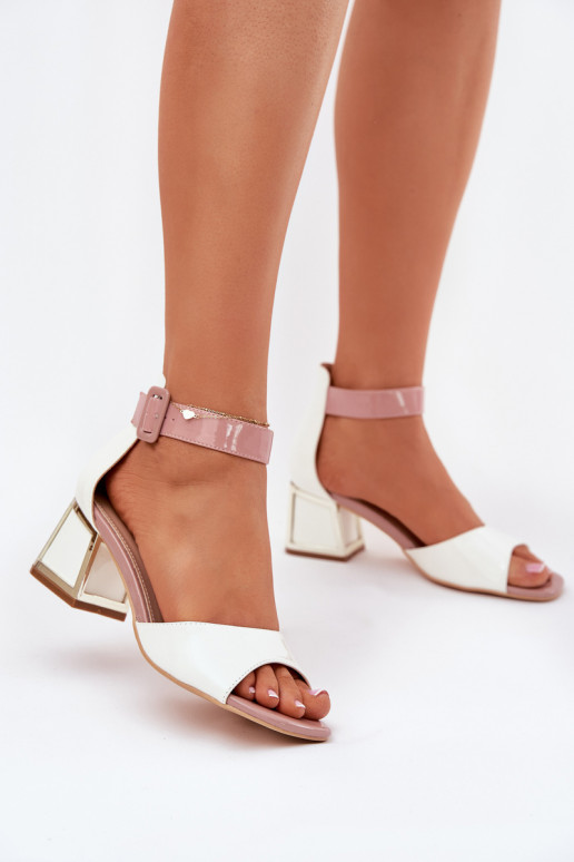 Sandales laquées pour femme avec des talons couleur blanche Zennia Sandales laquées pour femme avec des talons couleur blanche Zennia