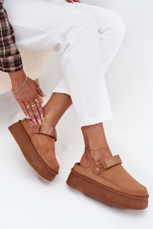 Schneestiefel Feminin mit einer Plattformmit Klebeverschlussem braune Farbe Jorielle