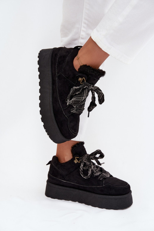 avec des lacets Bottes de neige Féminin avec une plateforme réchauffer avec de la fourrure à l intérieur couleur noire Tavelle