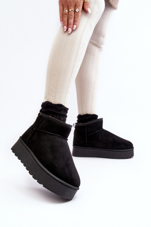 Bottes de neige Féminin avec une plateforme réchauffer avec de la fourrure à l intérieur couleur noire Xamella