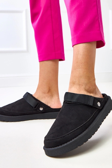 Mules noires avec velcro... 2
