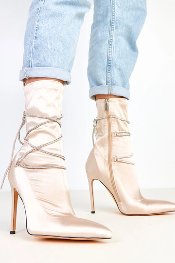 Bottines champagne satinées...