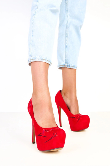 Etilka rote High Heels auf...