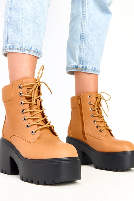 Janja braune Stiefeletten auf...