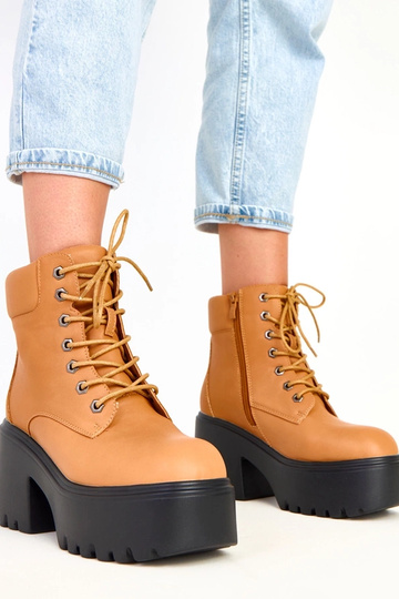 Janja braune Stiefeletten auf massivem Absatz und Plateau 2