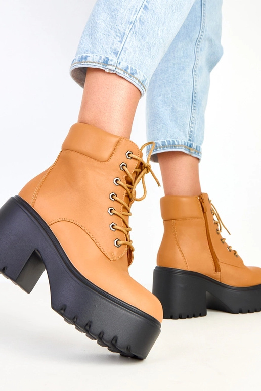 Janja braune Stiefeletten auf...