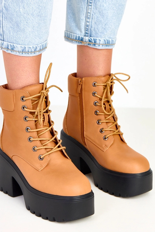 Janja braune Stiefeletten auf...