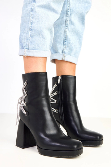 Schwarze Stiefeletten mit Blockabsatz und Zirkonia Nancy