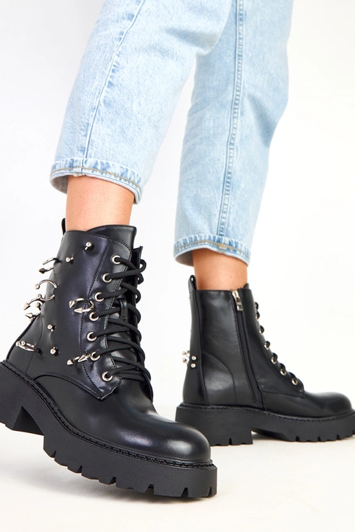 Schwarze Stiefeletten mit Plattform...