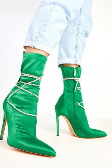 Grüne satinierte Stiefeletten mit Absatz und Zirkonia Tolnai 2