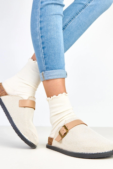Beige Clogs auf Kork-Plateau mit Schnalle Polly 2