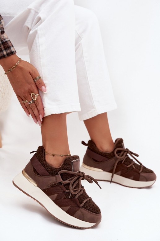 réchauffer Chaussures modèle baskets Féminin avec une plateforme marron Juvira réchauffer Chaussures modèle baskets Féminin avec une plateforme marron Juvira