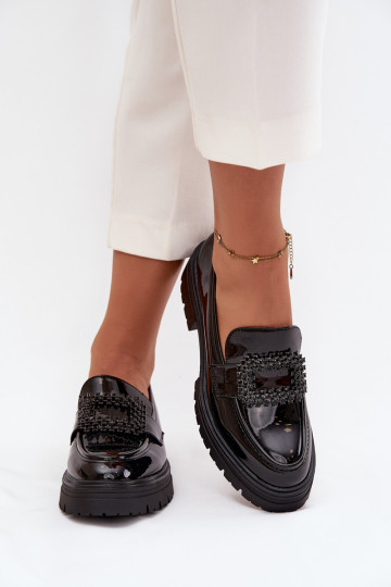 avec effet vernis chaussures mocassins pour femmes décorer avec boucles couleur noire Luvianne