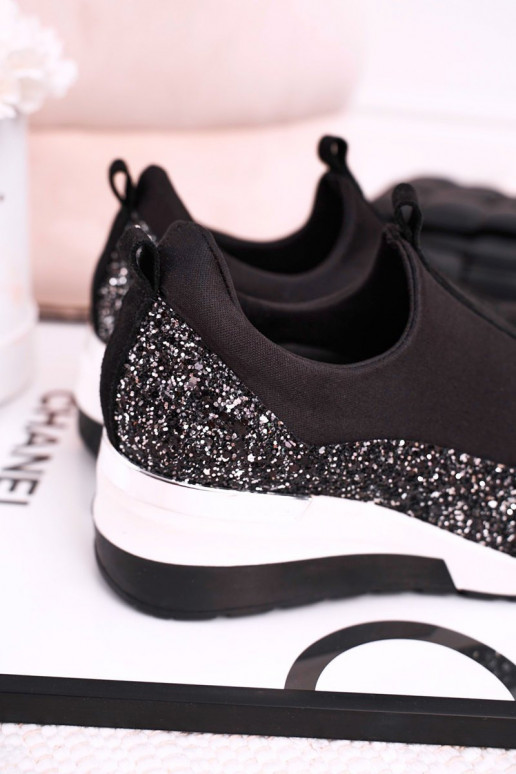 Féminin Chaussures modèle baskets en cuir couleur noire couleur argent Frances Féminin Chaussures modèle baskets en cuir couleur noire couleur argent Frances