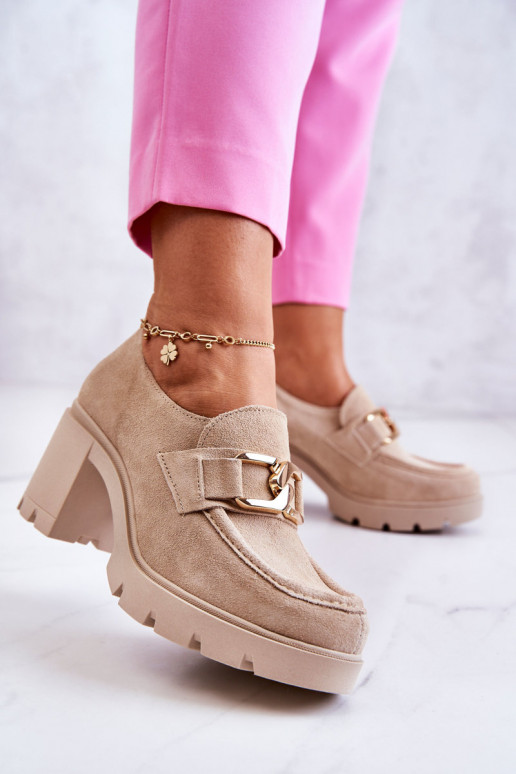 Style élégant chaussures avec des talons avec des détails dorés couleur ivoire Lemar Harmell Style élégant chaussures avec des talons avec des détails dorés couleur ivoire Lemar Harmell
