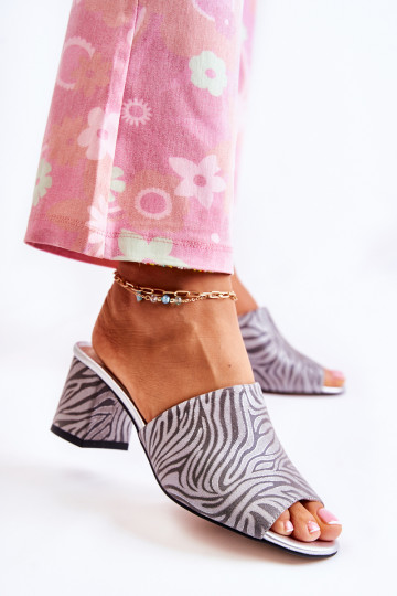 Grijze leren dames slippers met hakjes Zebra Nessita